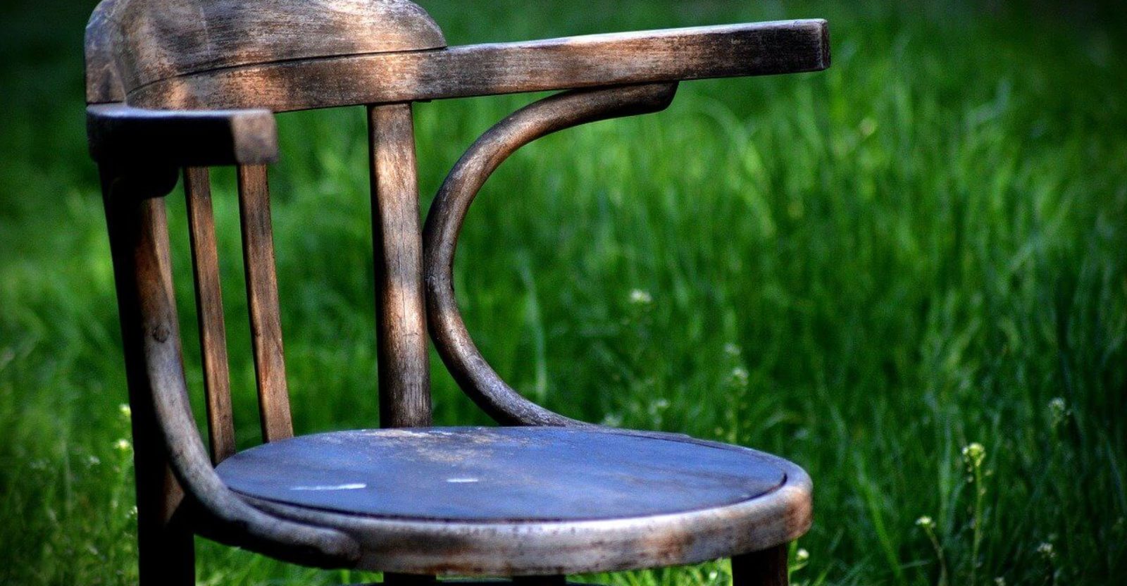 How to Fix Loose Chair Legs? - A Very Useful Guide – HuntChair